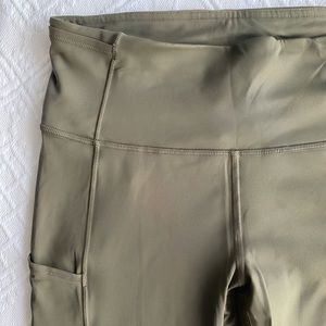 Lululemon leggings. army green , size 8